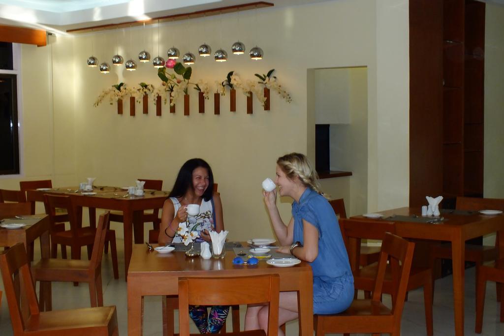 Oway Grand Hotel Mandalay Esterno foto
