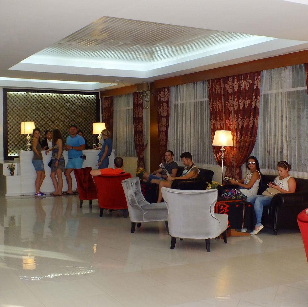 Oway Grand Hotel Mandalay Esterno foto