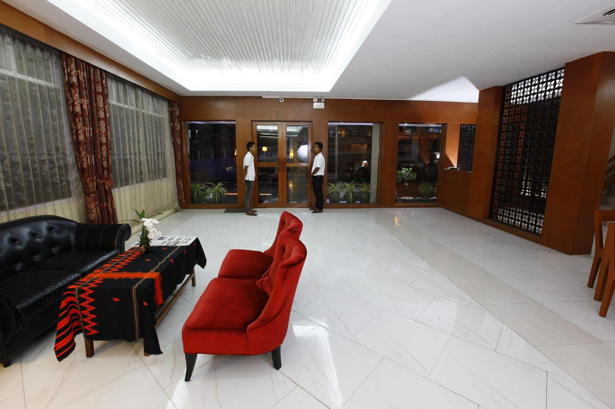 Oway Grand Hotel Mandalay Esterno foto
